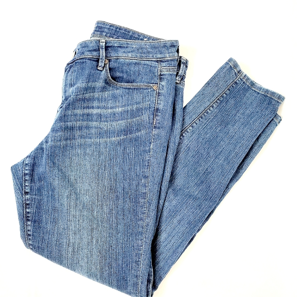 Loft by Ann Taylor Medium Wash Modern Skinny Jean